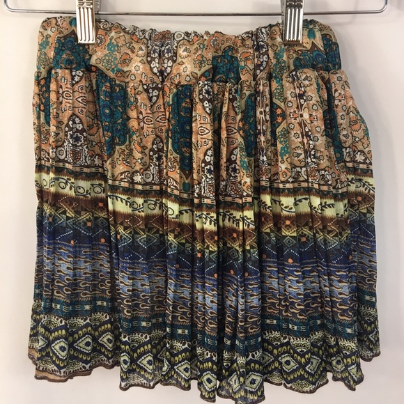 ASOS Story Of Lola Mini Skirt S Floral Pleated - Picture 6 of 6